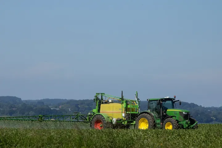 Why Farmers Should Reconsider Pesticide Use – The Value of Pest Monitoring for Sustainability